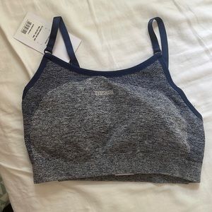 NWT!!Gym Shark Bra